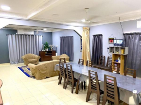 Family's Homestay